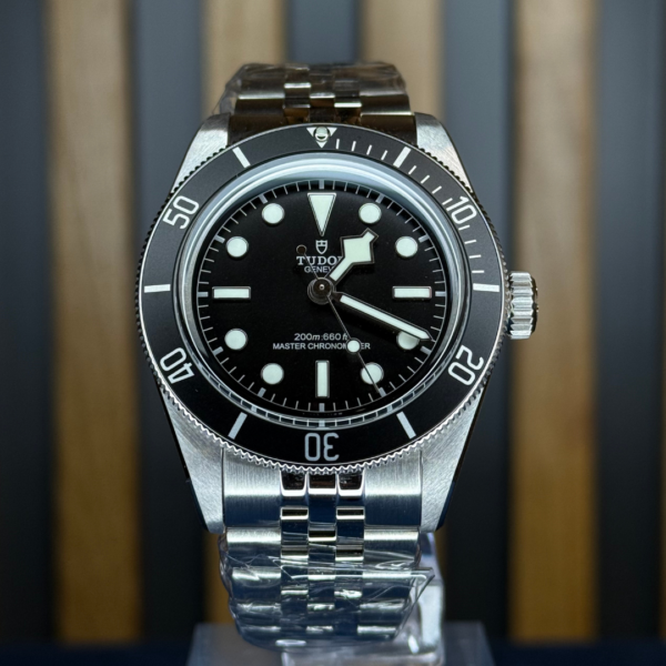 Tudor Black Bay