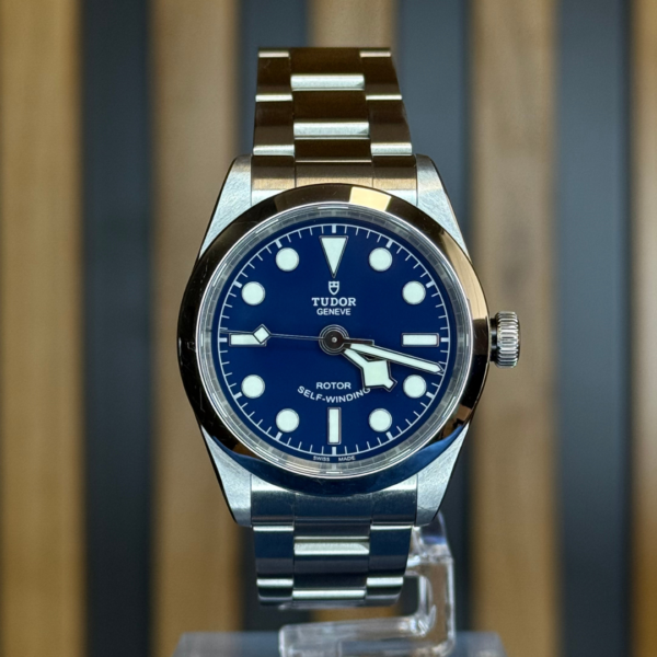 Tudor Black Bay 32